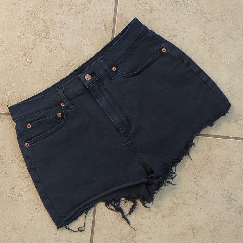 Victoria's Secret Black Wash Cut Off Denim Jean Shorts - Size 29